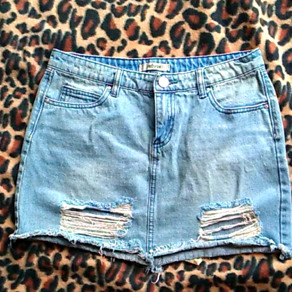 Refuge jean skirt